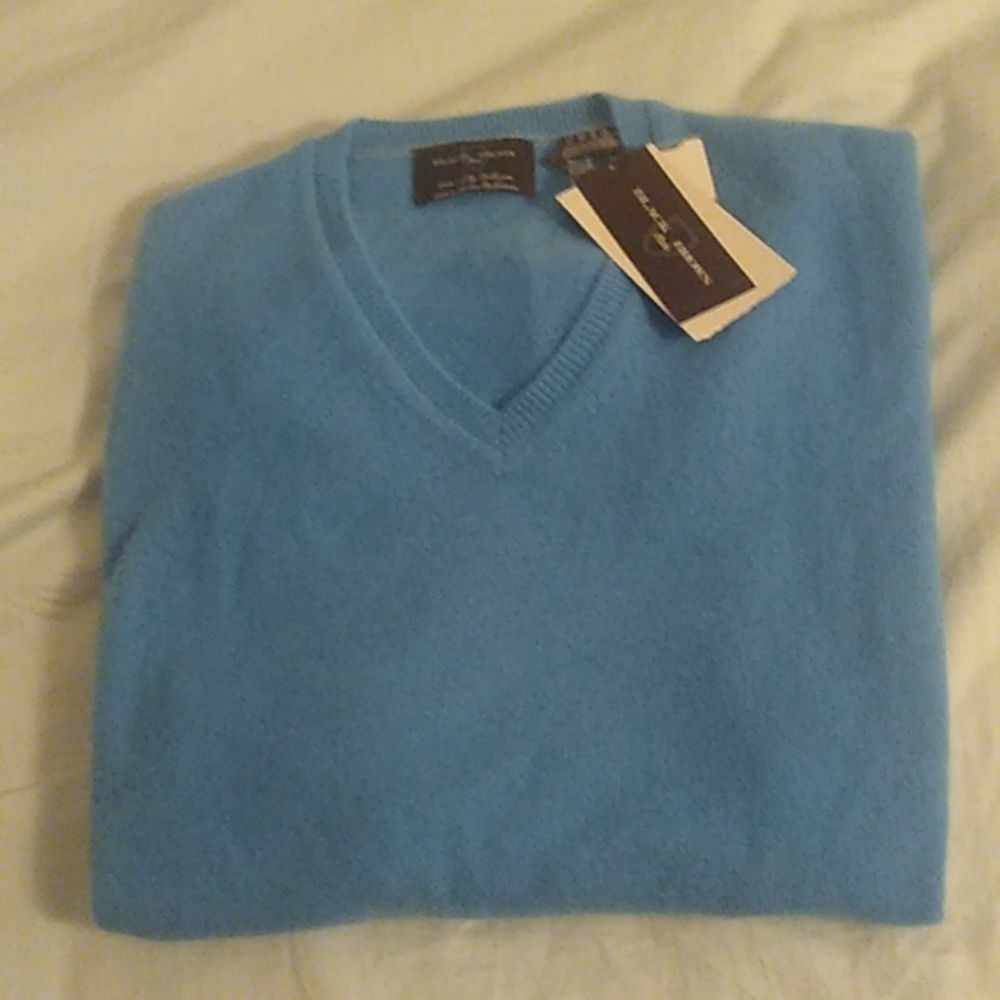 Cashmere V neck sweater